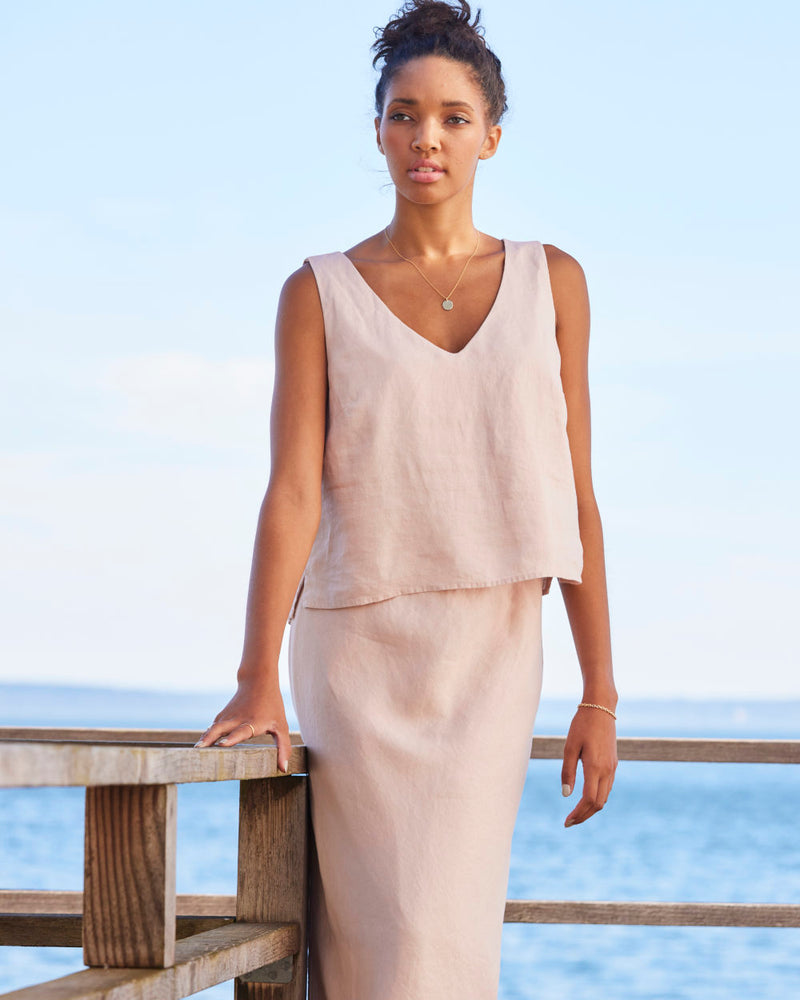 Julia Linen Tank in Peony and Rian Linen Skirt in Peony.  Not Monday.