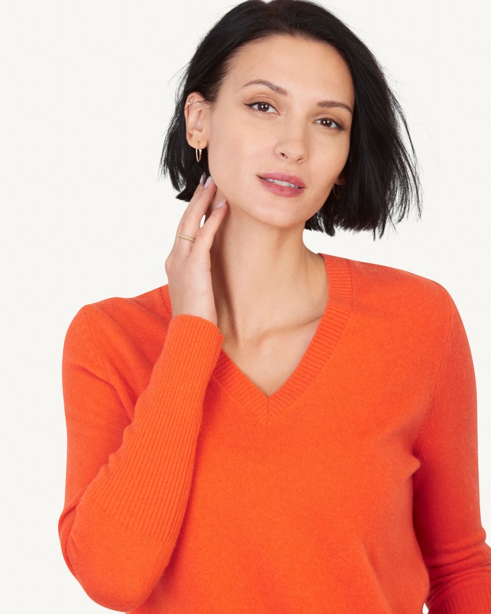 Ava Cashmere V - neck Archive Sale - Not Monday