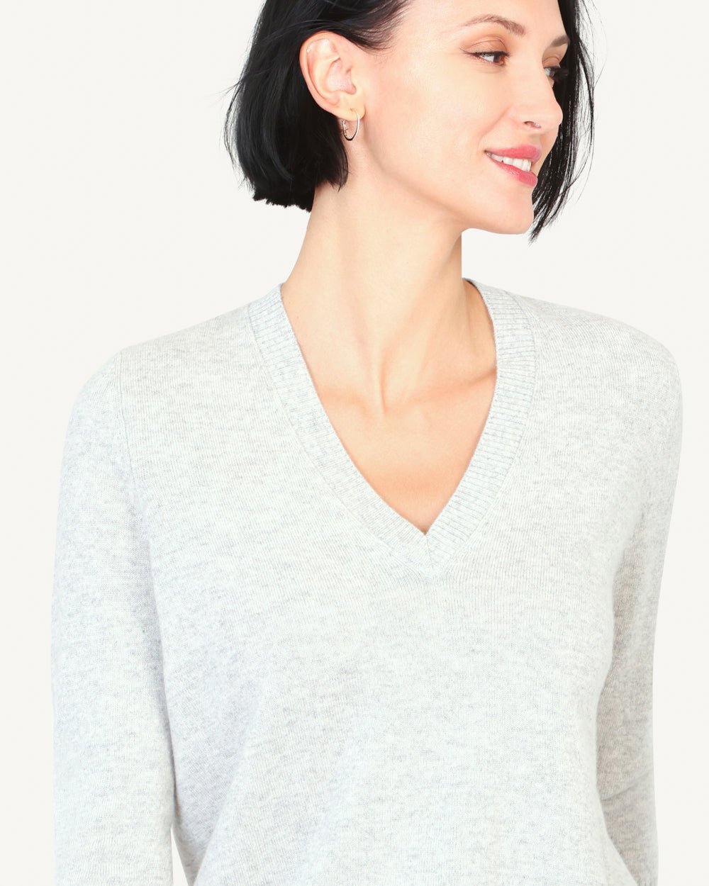 Ava Cashmere V - neck Archive Sale - Not Monday