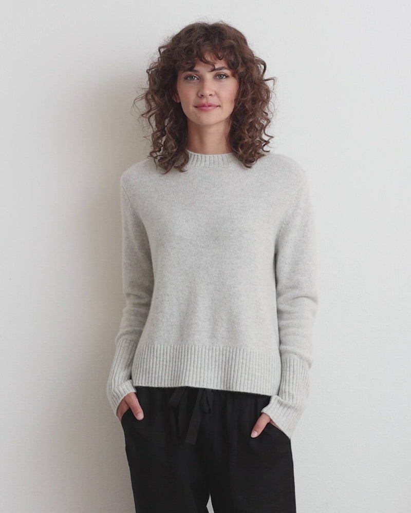 
                  
                    Load and play video in Gallery viewer, Riley Pure Cashmere Crewneck
                  
                